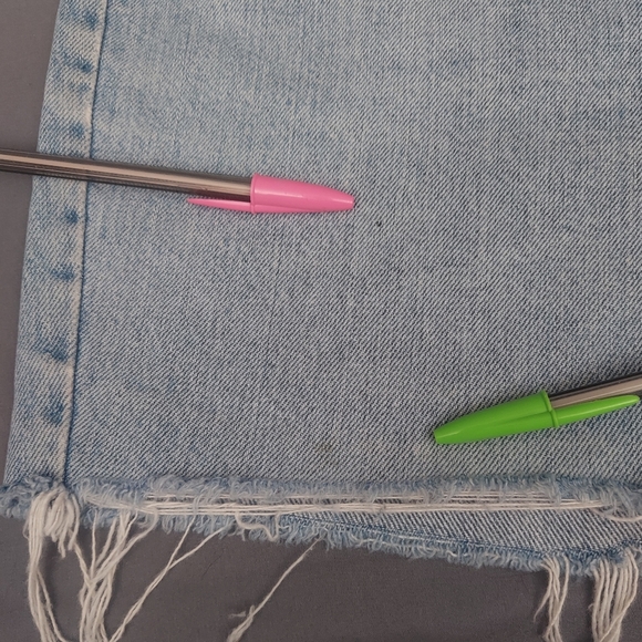 Vintage Levi's Distressed Denim Shorts Size 38 Blue Jean Cutoffs - Picture 10 of 16